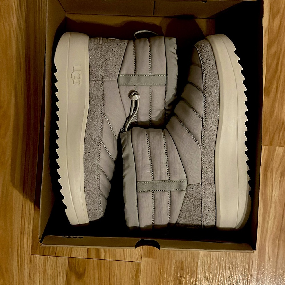 Uggs Maxer Mini Boots